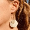 Boucles d'oreille en cuir recyclé doré et métal doré à l'or fin - Dormeuses ultra-légères et élégantes