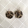 Boucles d'oreille en cuir recyclé léopard et métal doré à l'or fin - ultra-légères et élégantes